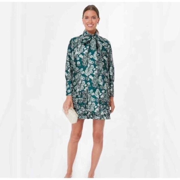 Tuckernuck Dresses & Skirts - Tuckernuck Green Floral Calypso Cosmos Celia Mini Dress Size M